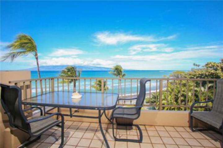 Paki Maui 422 Condo in Lahaina, HI