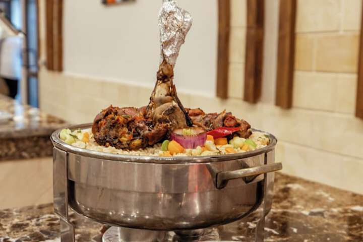 Dining 54 of 62