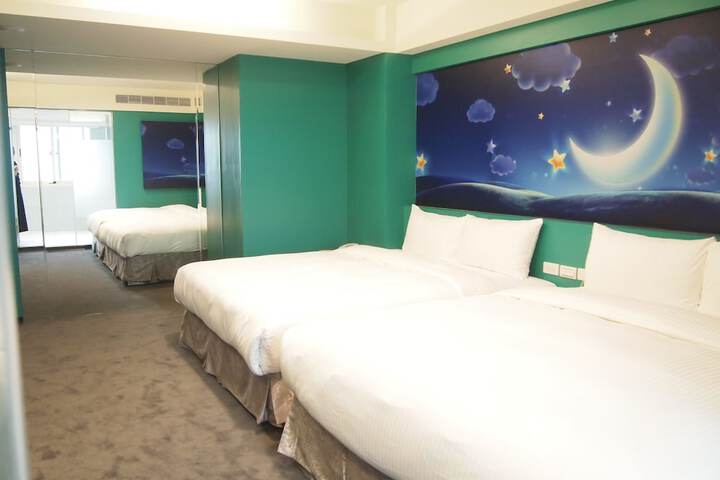 Room 26 of 68