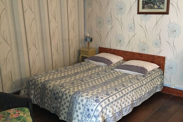 Room 11 of 31