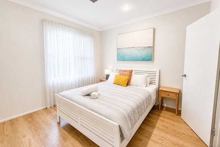 Room 4 of 32