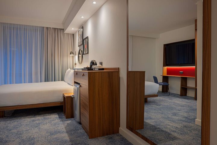 Room 36 of 108