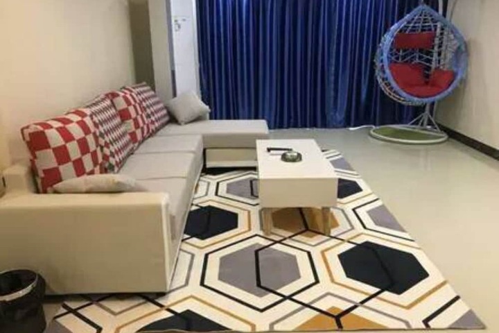 Room 11 of 15