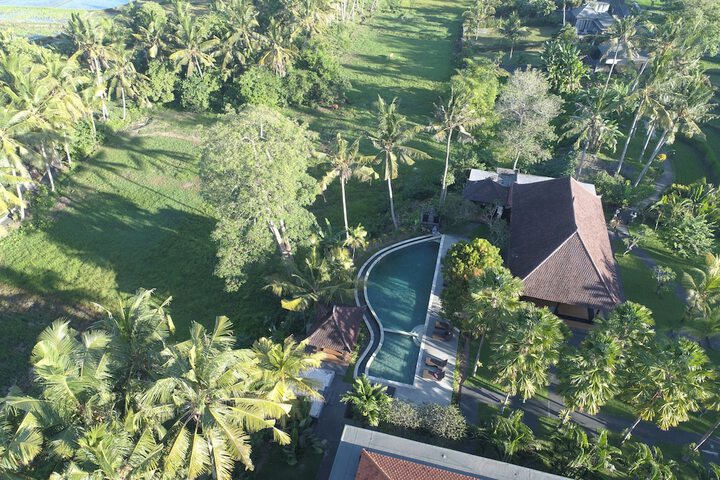 Hotel Exterior 61 of 72