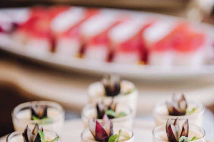 Dining 66 of 77