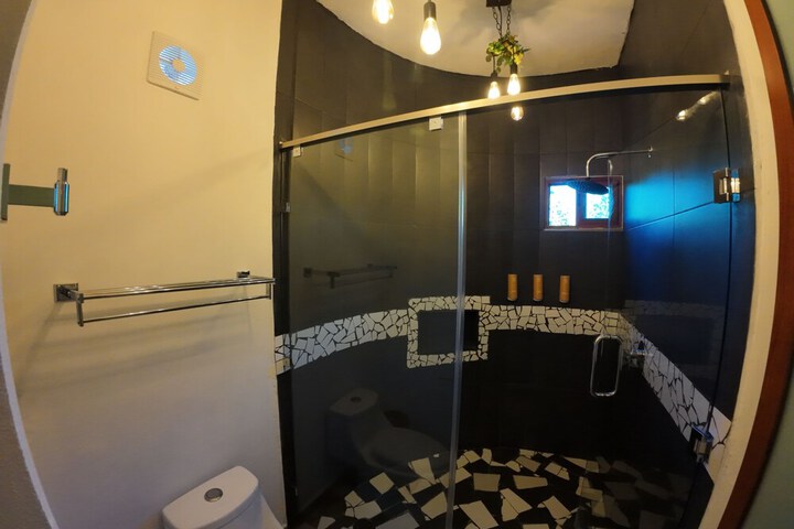 Room 8 of 62