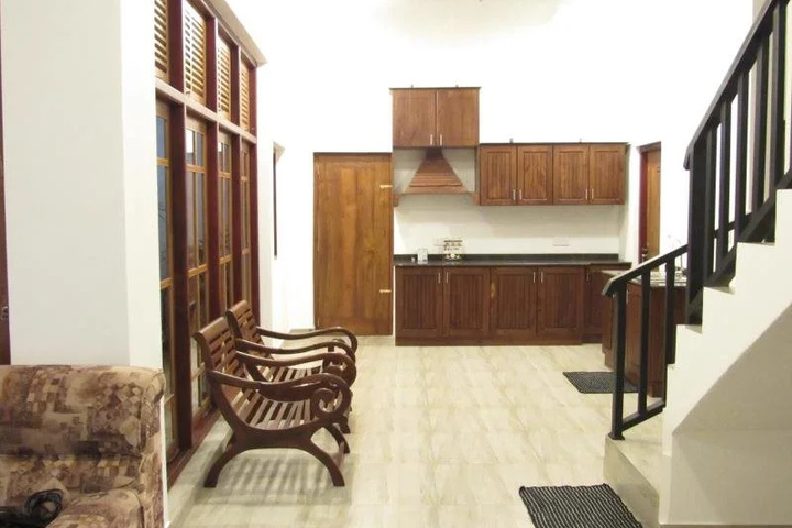 Room 2 of 11