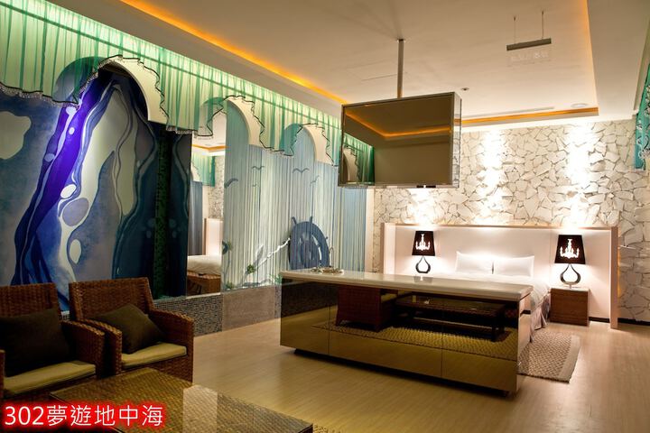 Room 25 of 69