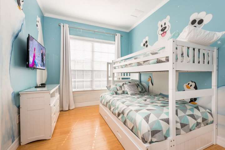 Room 3 of 47