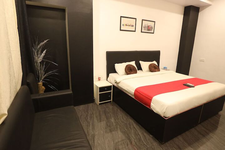 Room 26 of 32