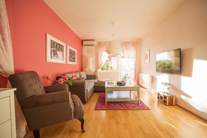 Room 15 of 24