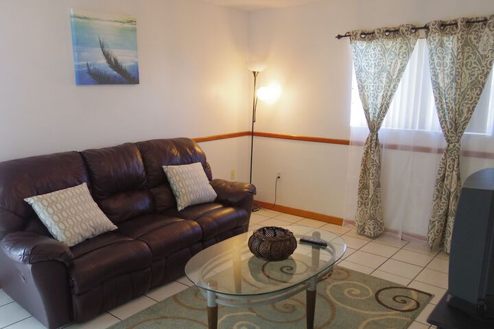 Room 5 of 25