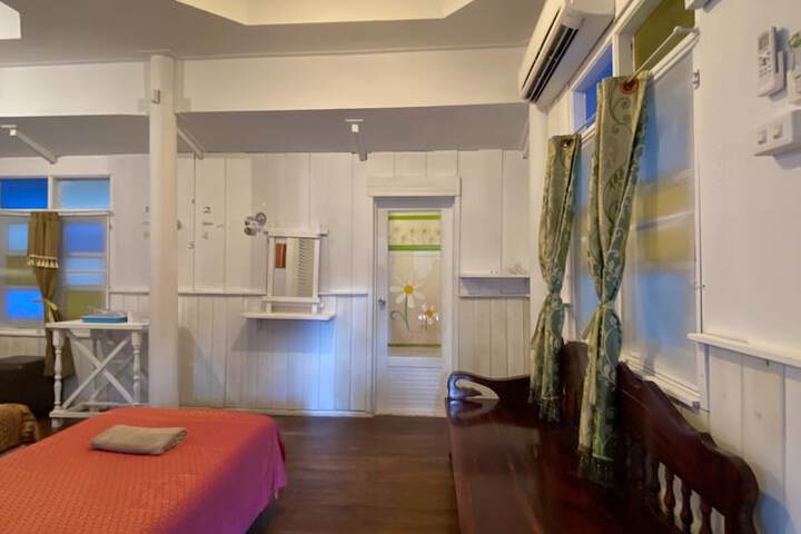 Room 63 of 181