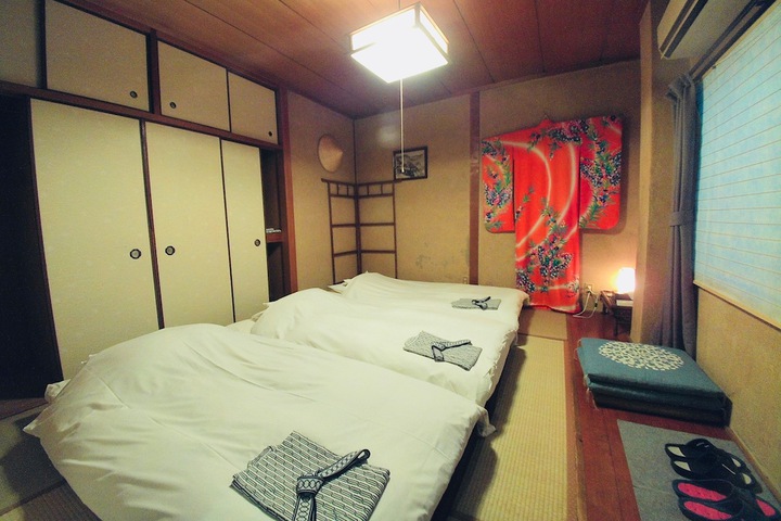 Room 5 of 54