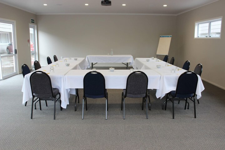 Meeting 284 of 302