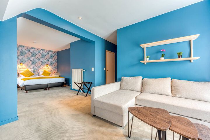 Room 21 of 51