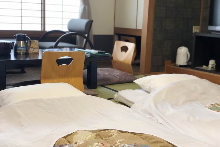 Room 12 of 57