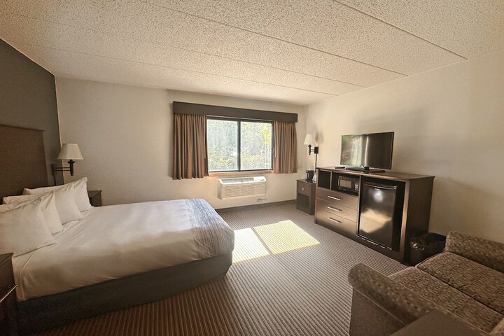 2 Queen Beds (8 of 31)