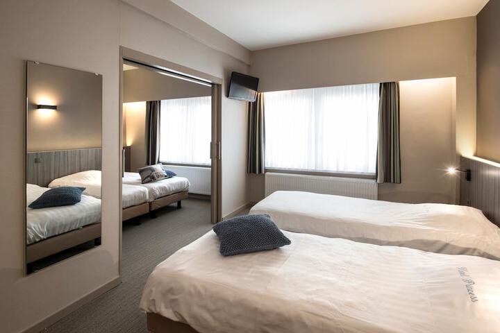 Room 20 of 50