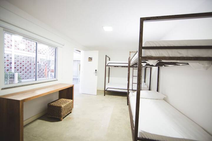 Room 10 of 44