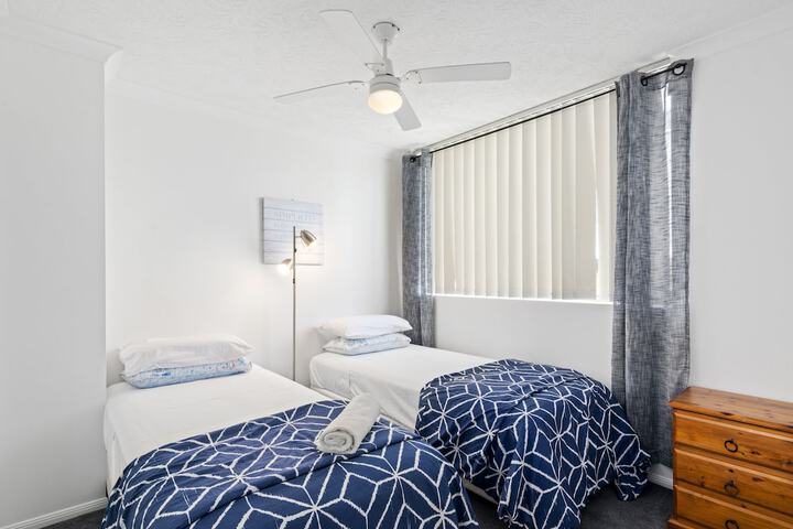 Room 13 of 75