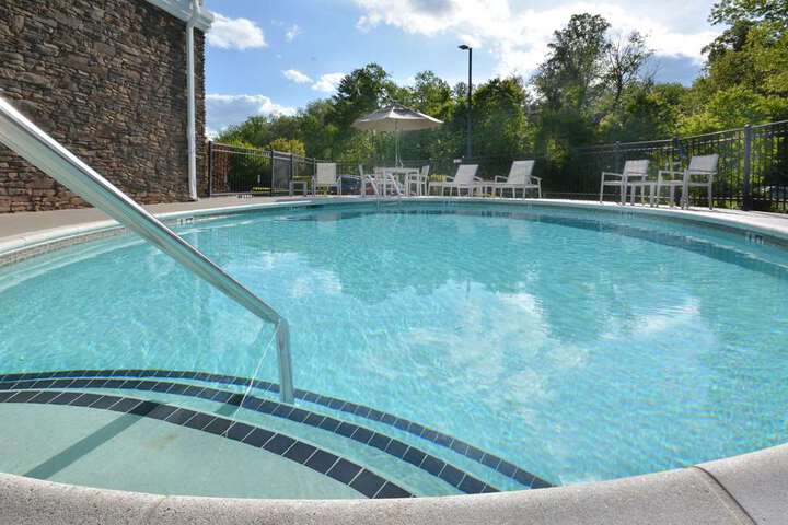 Pool 24 of 56