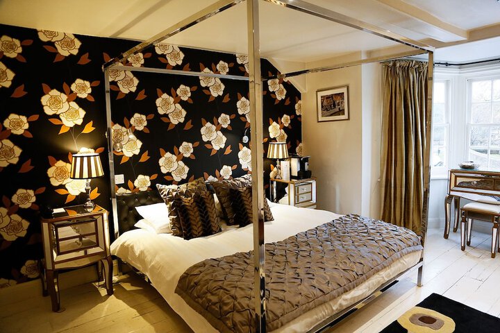 Room 18 of 59