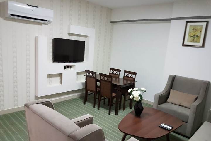 Room 16 of 42