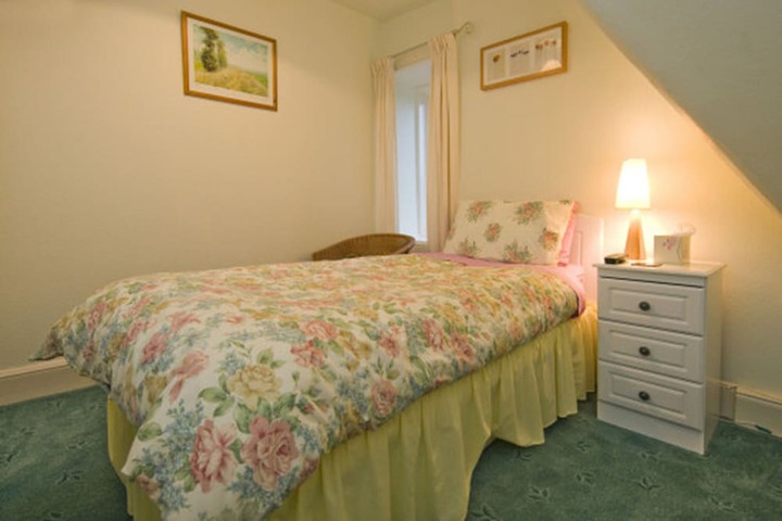 Room 3 of 35