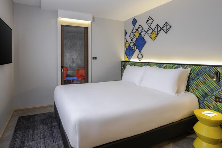 Room 20 of 109