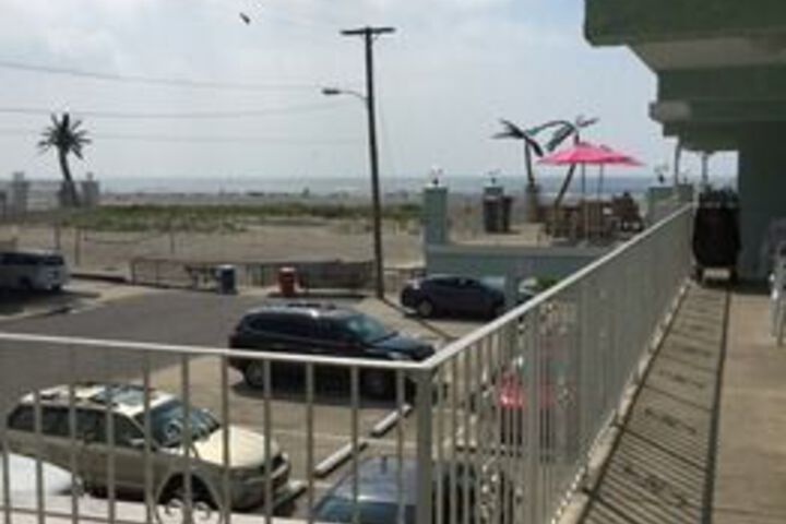 Hotel View 121 of 123