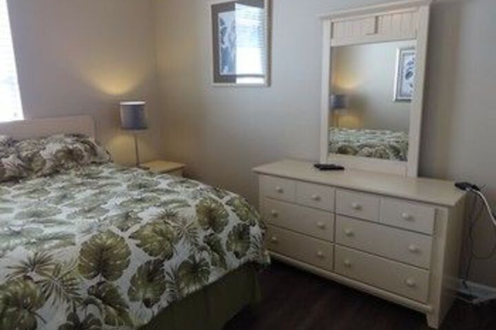 Room 17 of 43