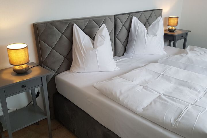 Room 55 of 103