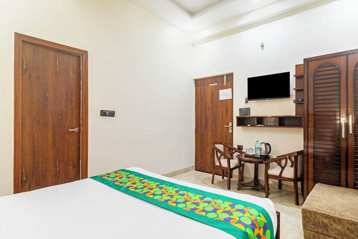 Room 7 of 31