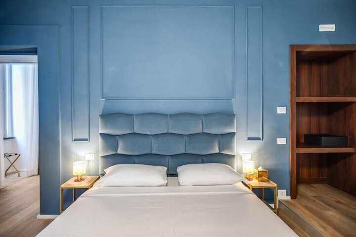 Room 5 of 39