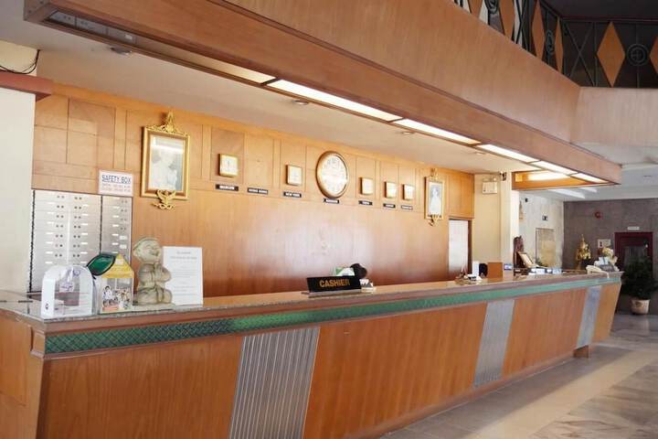 Lobby Photos