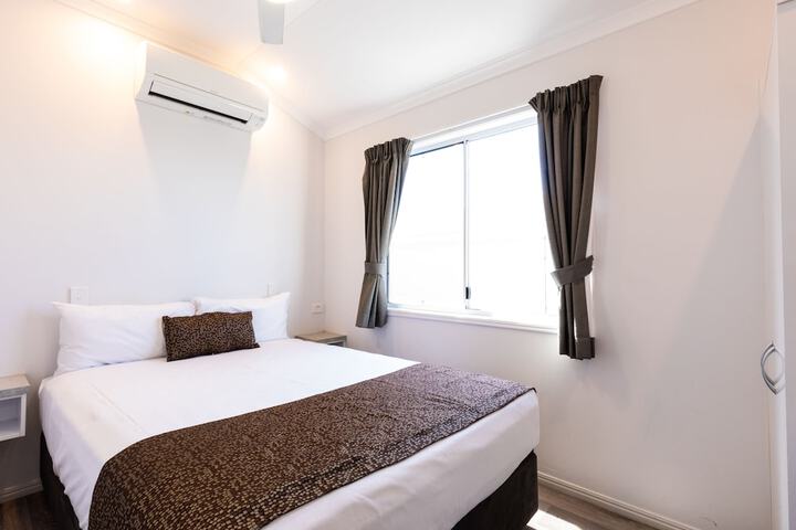 Room 10 of 43
