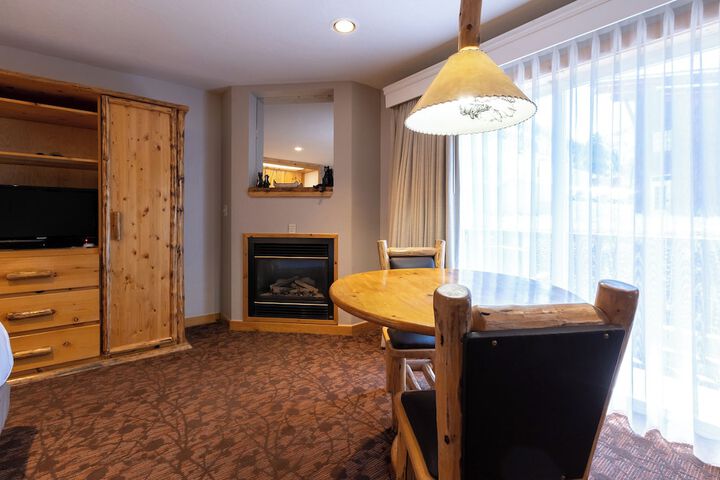 Room 45 of 103