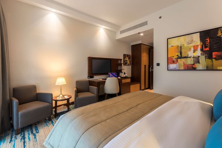 Room 19 of 114