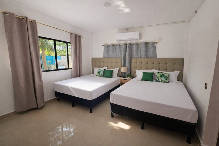 Room 3 of 20