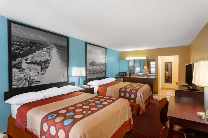 2 Double Beds (5 of 6)