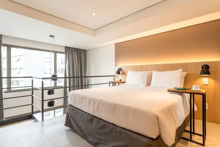 Room 34 of 156