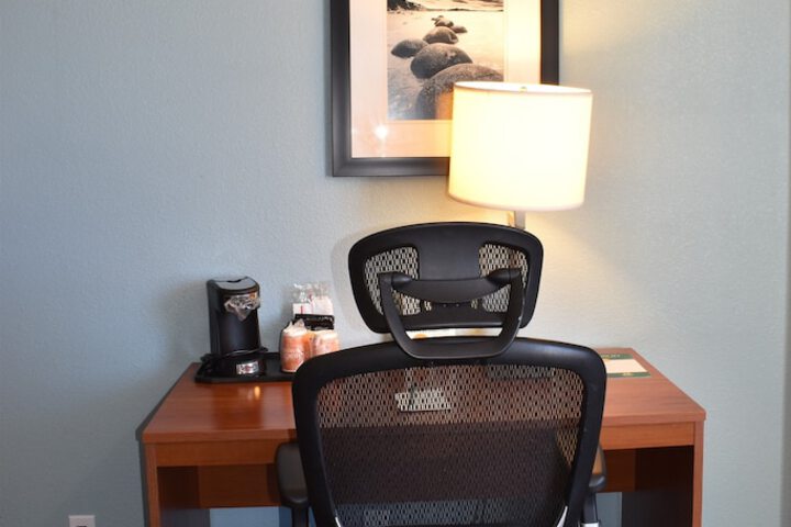 Room 12 of 70