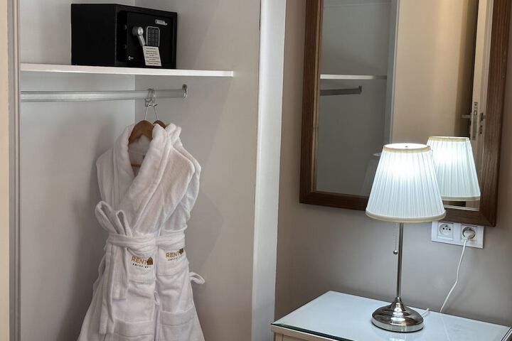 Room 7 of 59