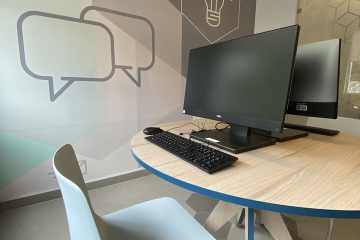 Business Center 59 of 63