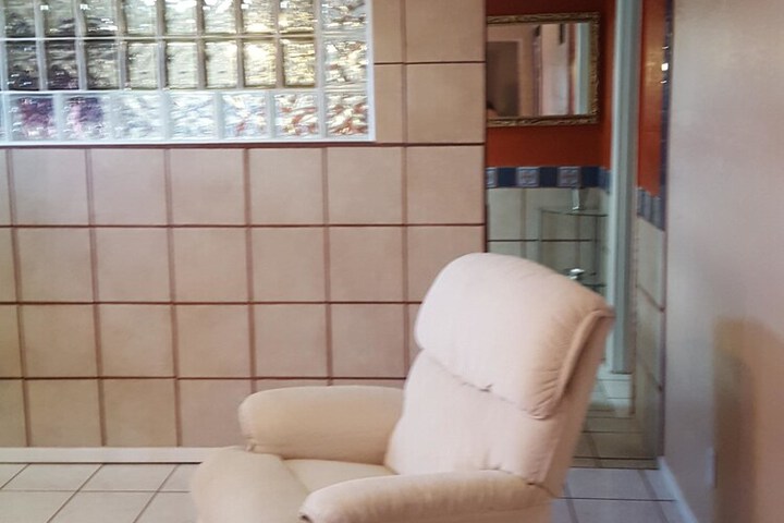 Room 16 of 49