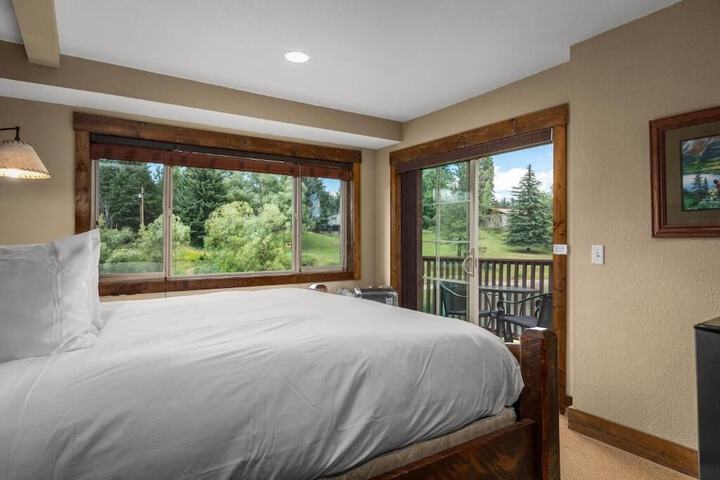 Duck Inn Lodge in Whitefish, MT