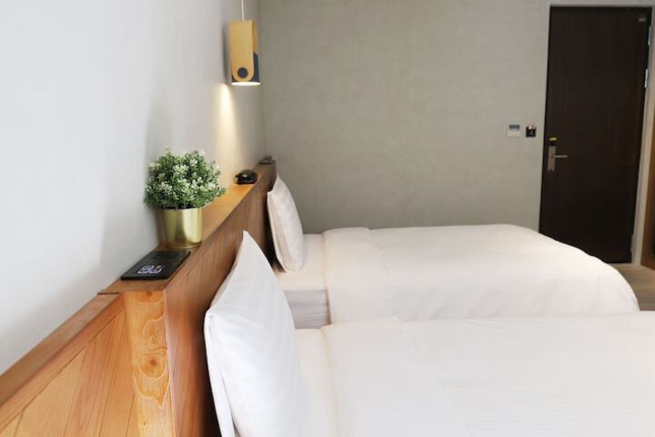 Room 54 of 135