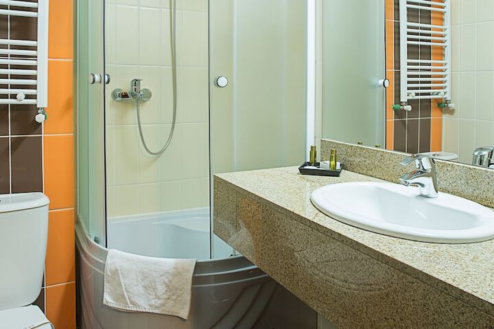 Bath Photo