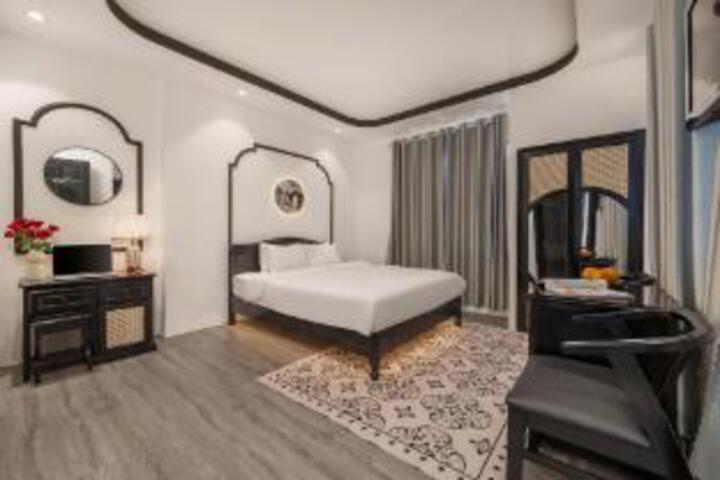Room 19 of 19